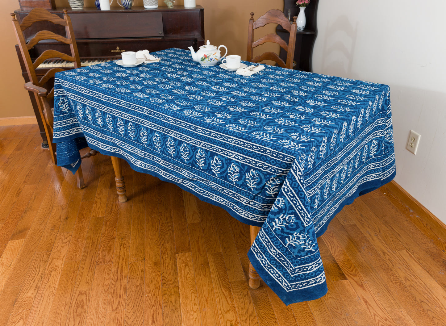 Indigo Dabu Set of Tabletop
