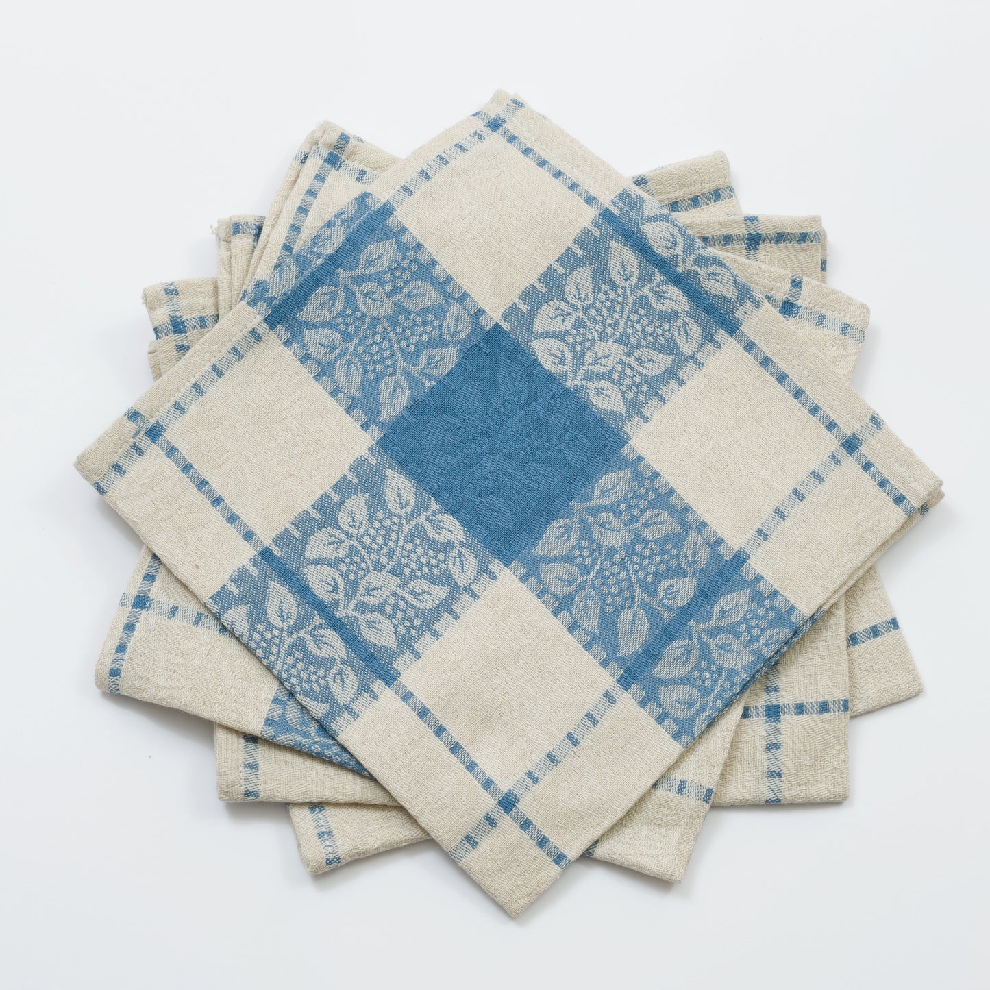 Berry Leaf Jacquard Blue and White napkin set of four