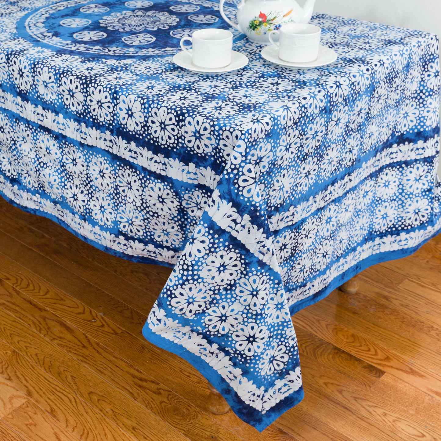 Daisy Batik Set of Tabletop