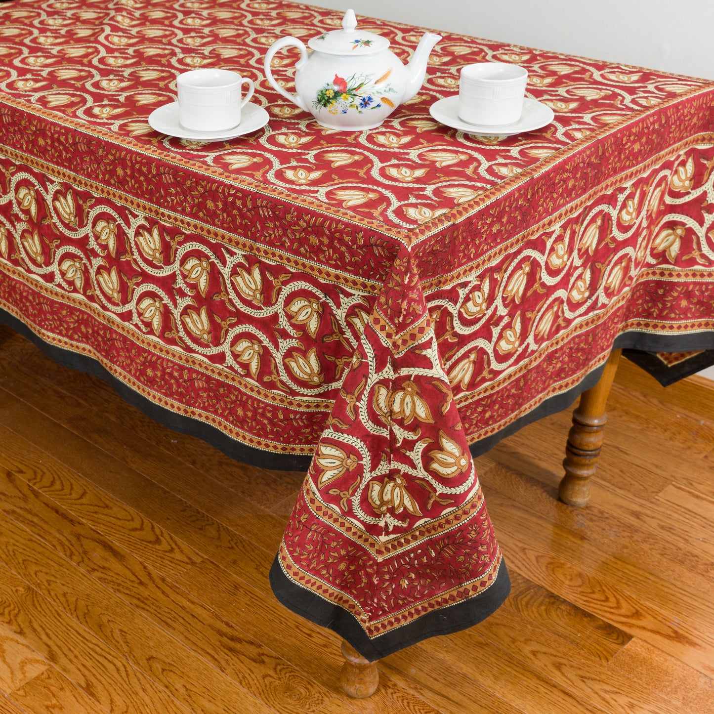 Dabu Vine Set of Tablecloths